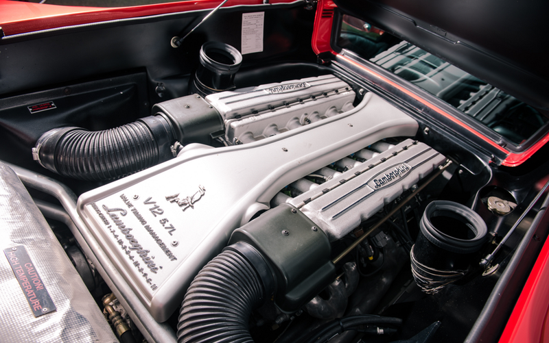 Illustration for article titled Final Lamborghini Diablo Made In 20th Century Goes To Auction Next Month